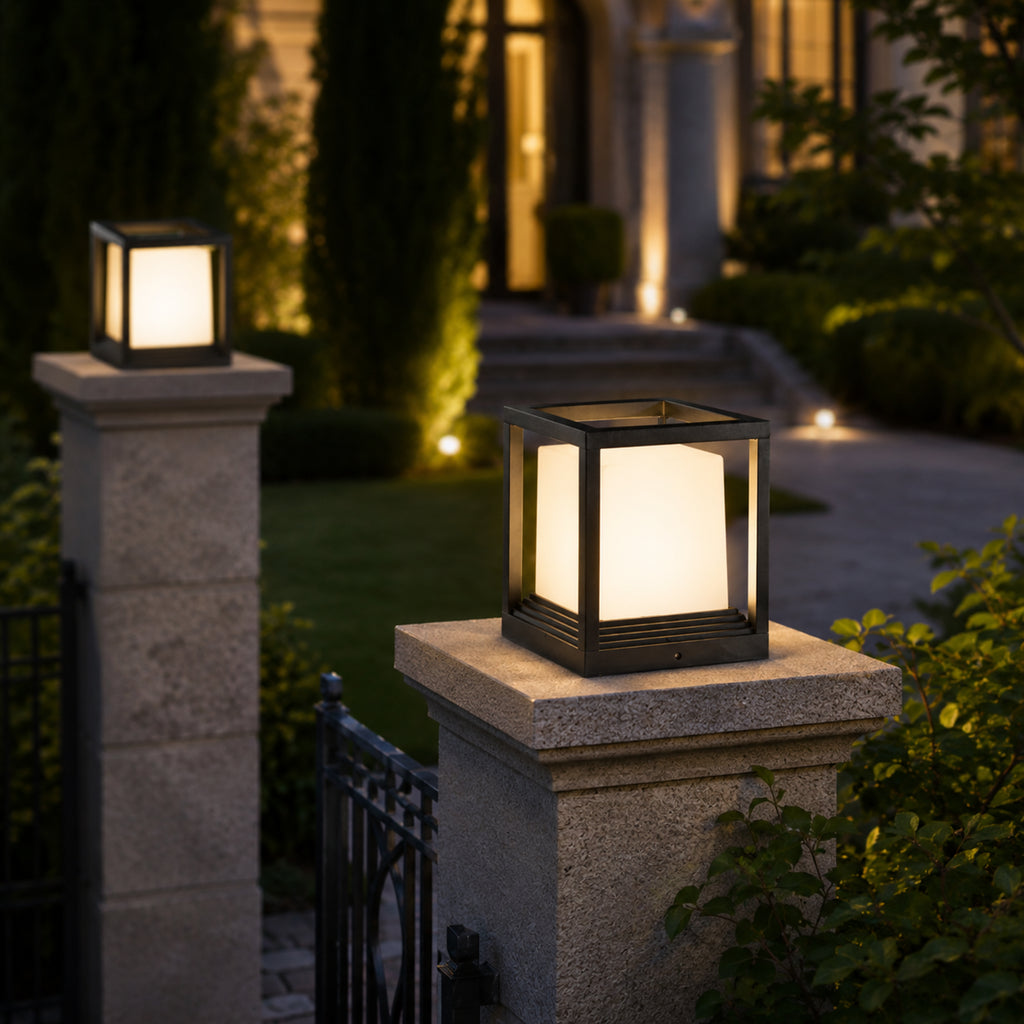 Avrn Lcavro IP65 cube landscape light