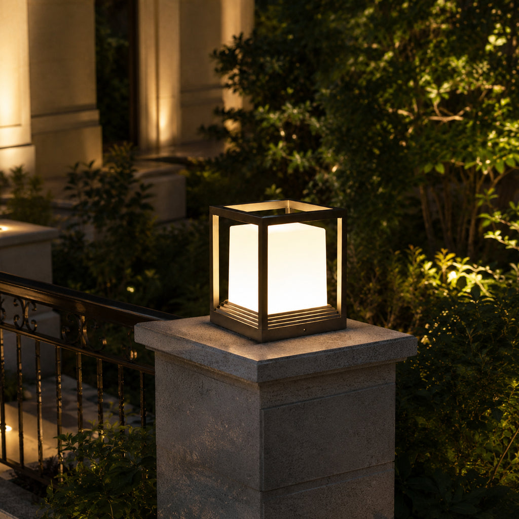 Avrn Lcavro compact pathway cube light