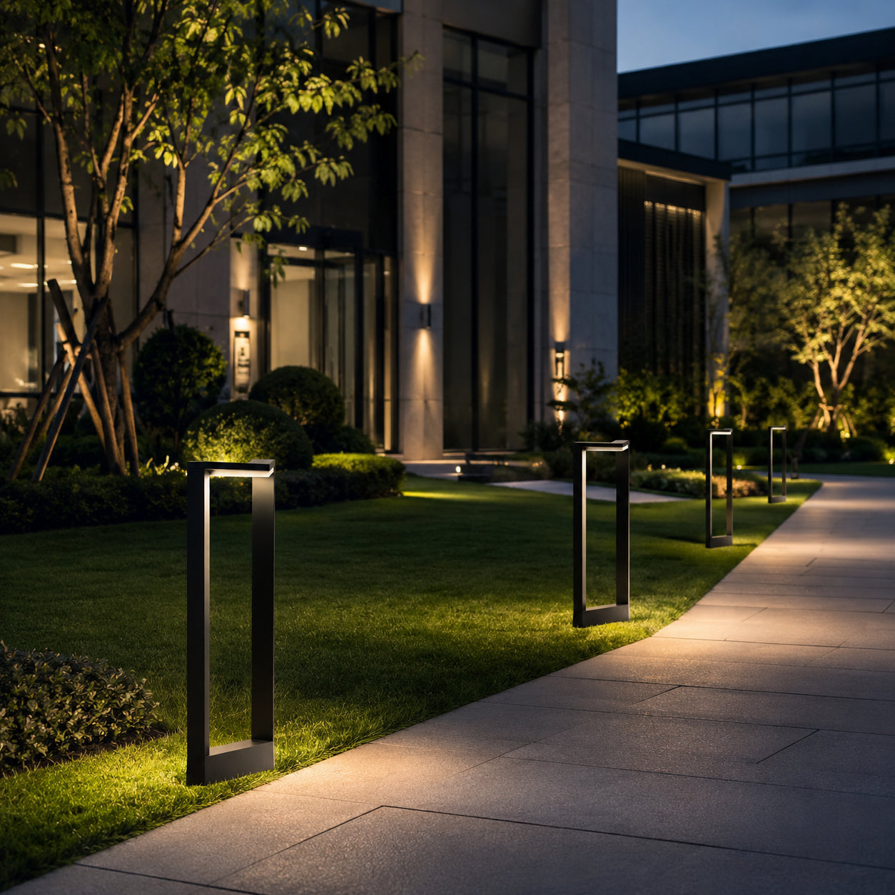 Avrn Velo 23.6 inch outdoor pathway light